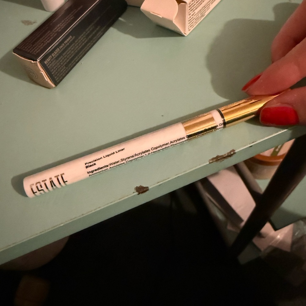 Estate Black Precision Liquid Liner